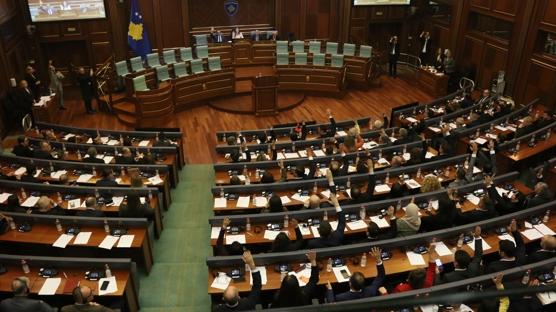 Kosova'da Kurti ba�kanl���ndaki yeni h�k�mete g�ven oyu