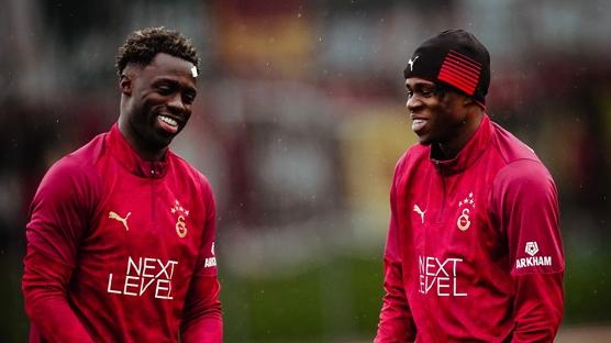 Lider Galatasaray, Ey�pspor ma��na haz�r