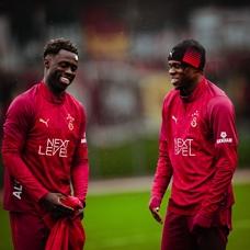 Lider Galatasaray, Ey�pspor ma��na haz�r