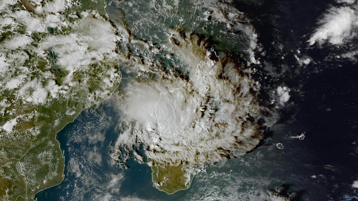 Madagaskar'� f�rt�na vurdu: 36 ki�i can verdi