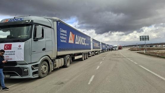 VGM'den Suriye'nin kuzeyine yard�m: T�rlar yola ��kt�