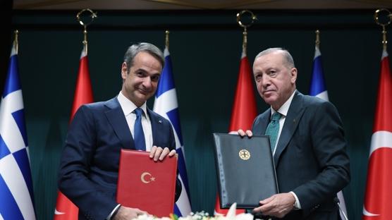 Yunan bas�n�ndan tarihi itiraf: T�rk g�c� g�rmezden gelinemez