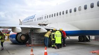 Antalya Havalimanı'nda tehlike ucuz atlatıldı