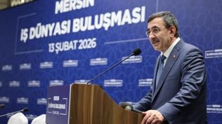 Cumhurba�kan� Yard�mc�s� Y�lmaz: Do�rudan yat�r�mlar d�nyada daral�rken, T�rkiye'de art��ta