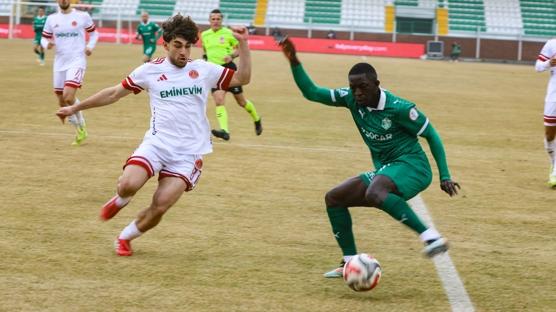 I�d�r FK evinde �mraniyespor ile yeni�emedi