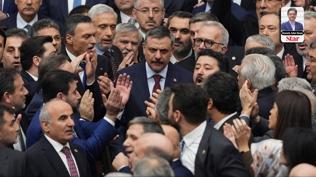 Portre bahanesiyle �ekilen ideolojik r�ntgen ve panik metni!