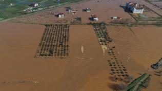 Sağanak üreticileri vurdu! Devlet sahaya indi: Çalışmalar aralıksız sürüyor