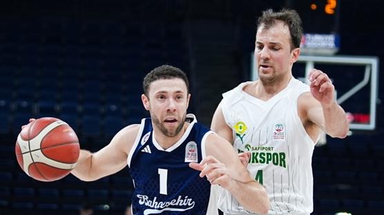 Bah�e�ehir Koleji deplasmanda galip geldi