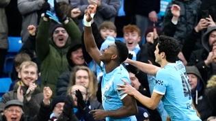 Manchester City turu ge�ti! Salford City'ye iki gol yetti