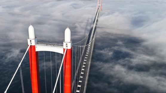 Çanakkale Boğazı trafiğe kapandı, feribot seferleri durdu