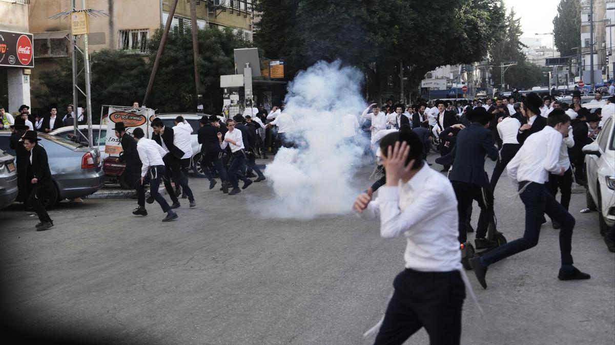 İşgalci İsrail'de gerilim tırmanıyor... Şiddet olayları sokaklara taştı