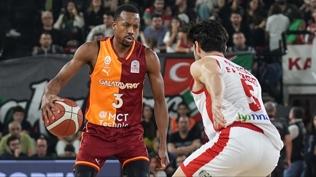 Olayl� ma�ta kazanan Galatasaray!