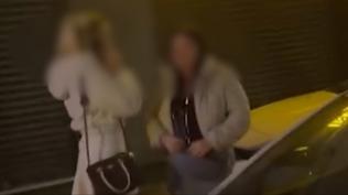 5 kad�n yolcu ve taksici birbirine girdi: Taksimetreyi kabul etmeyip, �cretin yar�s�n� bile �demediler