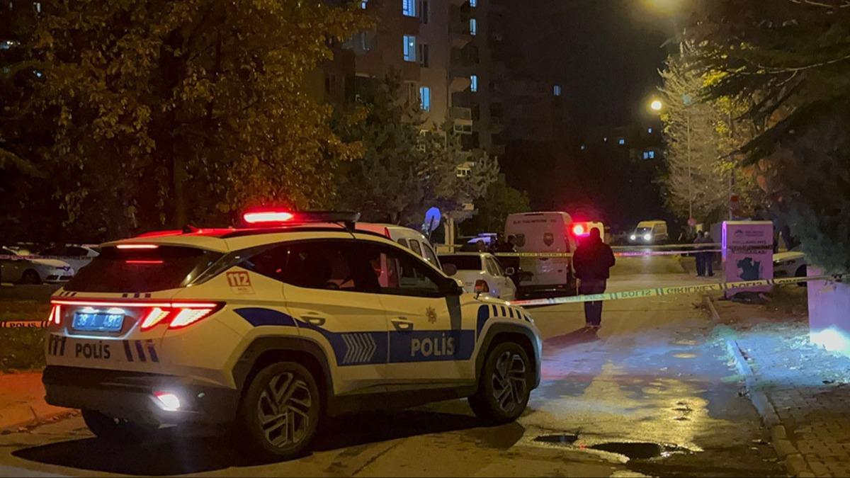 Bo�anma a�amas�ndaki e�ini sokak ortas�nda infaz etti: Katil kocan�n ifadesi kan dondurdu