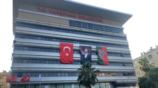 CHP'li belediyede bu sefer ��p de�il bor�lar da� oldu