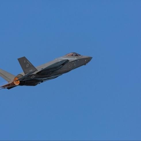 'F-35'lerin yaz�l�m�n� k�rabilirsiniz'