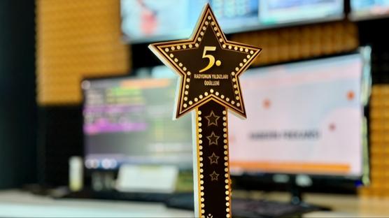 Radyonun y�ld�zlar� Esenler'de parlad�