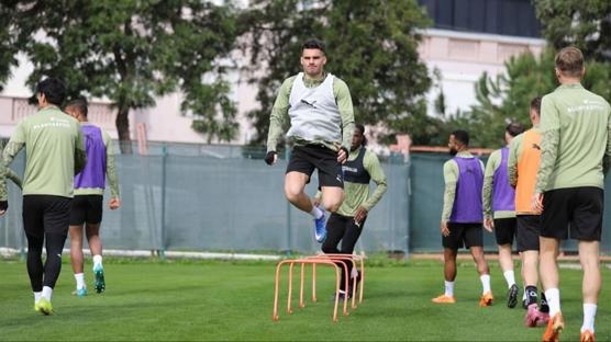 Alanyaspor, Ba�ak�ehir mesaisine ba�lad�