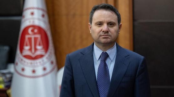 Bakan G�rlek'ten 'birlik beraberlik' mesaj�: G��l� adalet, huzurlu bir te�kilatla m�mk�n