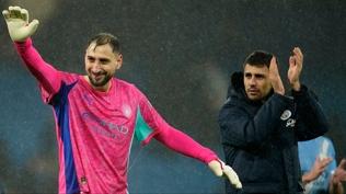Donnarumma: Ederson ile ileti�im halindeyiz