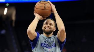 Emeklilik haberleri g�ndeme gelmi�ti! Stephen Curry son noktay� koydu