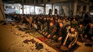 Gazzeliler camilere ak�n etti