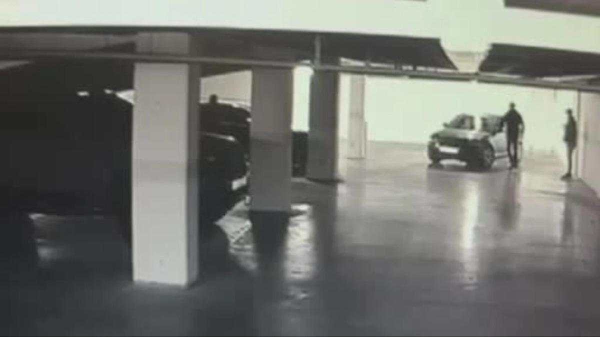 İstanbul'da otoparktaki araçlardan 30 milyon dolar çalındığı iddiasına ilişkin 11 zanlı adliyede