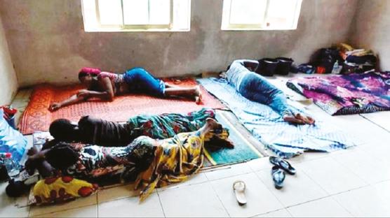 Sinsi hastal�k hayvandan insana bula��yor: 5 haftada 31 ki�i �ld�