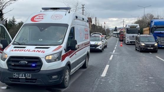 Anne ile kızı 25 metre savruldu: Otomobilin çarptığı genç kız hayatını kaybetti