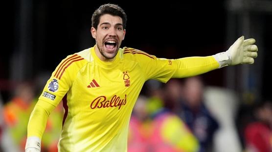 Fenerbah�e ma�� �ncesi Nottingham Forest kadrosunda zorunlu de�i�iklik