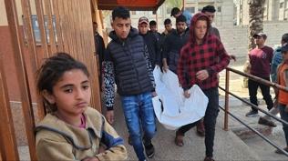 Katil �srail'den ramazan ay�n�n ilk g�n�nde Gazze'ye sald�r�! 2 ki�i hayat�n� kaybetti