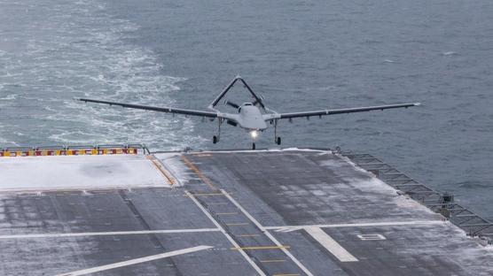 Bayraktar TB3 zoru ba�aran tek hava arac� oldu