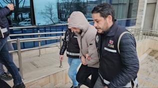 Para kar��l���nda sa�l�k raporu: Doktor ve maden i�sisi adliyede