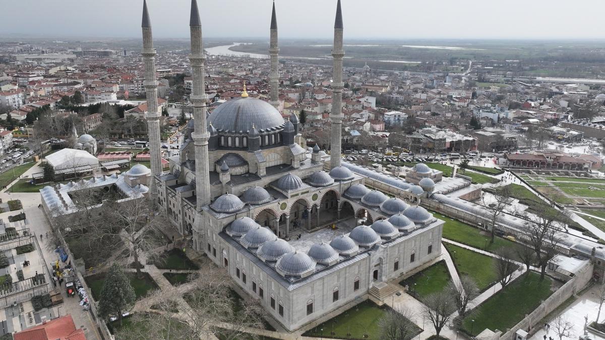 Selimiye Camisi'ndeki restorasyon sona erdi: Tam kapasite ibadete açıldı
