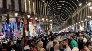 Suriyeliler ramazan� umutla kar��l�yor: �ara'n�n halk�n yan�nda oldu�unu g�r�yoruz