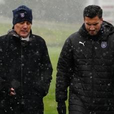 Vincenzo Montella'dan Ba�ak�ehir'e ziyaret