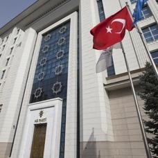 AK Parti, Y�K'e sundu: Mimarl�k E�itimi Raporu