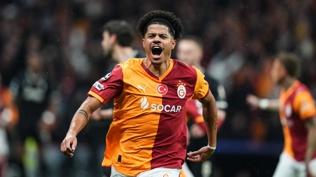 Galatasaray'�n iki y�ld�z� yer ald�!