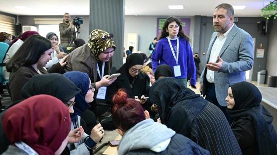 Dezenformasyona kar�� gen�lik kalkan�: Antalya'da medya eti�i kamp�