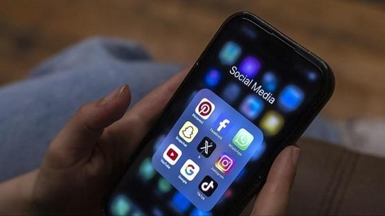 Dikkat �eken sosyal medyada plan�! 48 saat i�inde kald�r�lmas� zorunlu hale getirilecek