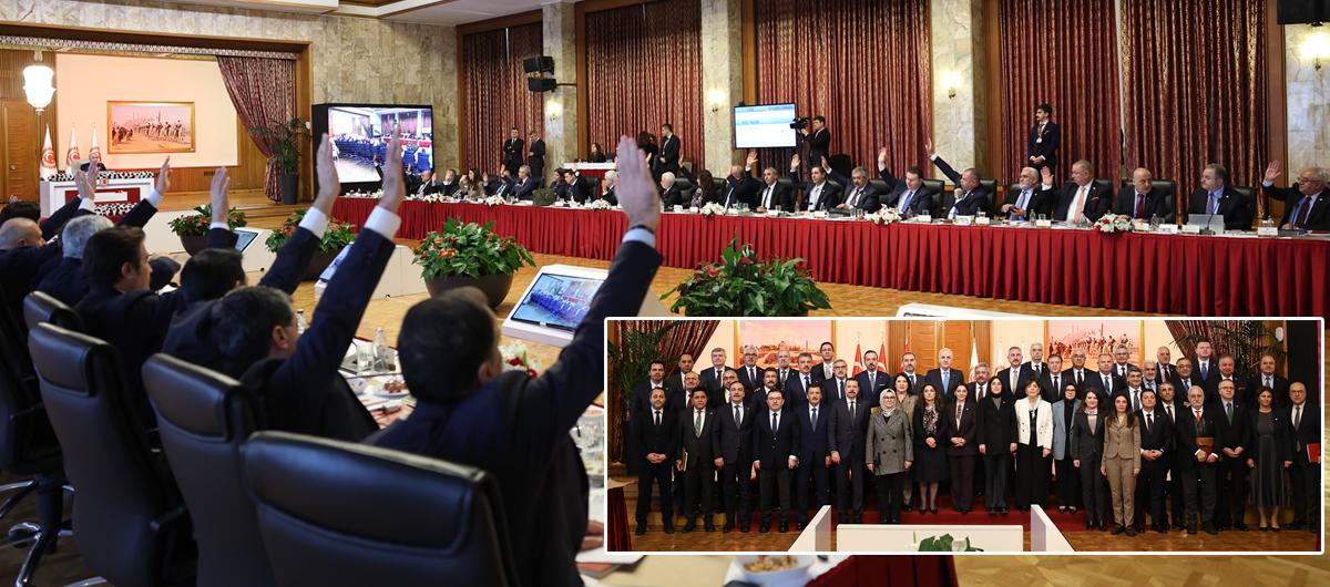 Karde�lik i�in T�rkiye Modeli: Silahlar� b�rakmadan ad�m yok