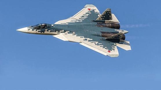 Su-57'ler resmen havaliman�na geldi