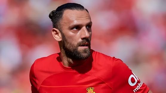 Vedat Muriqi'den kul�p tarihine ge�en  ba�ar�