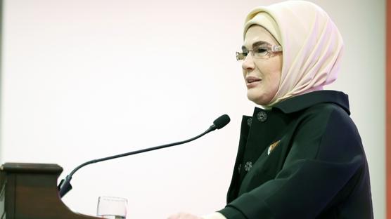 Emine Erdoğan, 2025'in çarpıcı fotoğraflarını seçti: Filistin karesi duygulandırdı