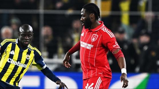 Nottinghaml� Ola Aina'den Fenerbah�e taraftar�n� k�zd�racak s�zler