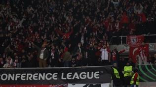 Samsunspor taraftarı deplasmanda takımını yalnız bırakmadı