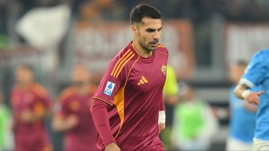 Zeki �elik, �talya'da kal�yor