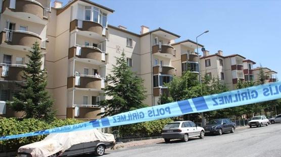 Sahur vakti faciaya d�n��t�! Balkondan d��en ��retmen �ld�