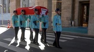 TBMM'de H�seyin �elik i�in son g�rev... Cenaze t�reni d�zenlendi