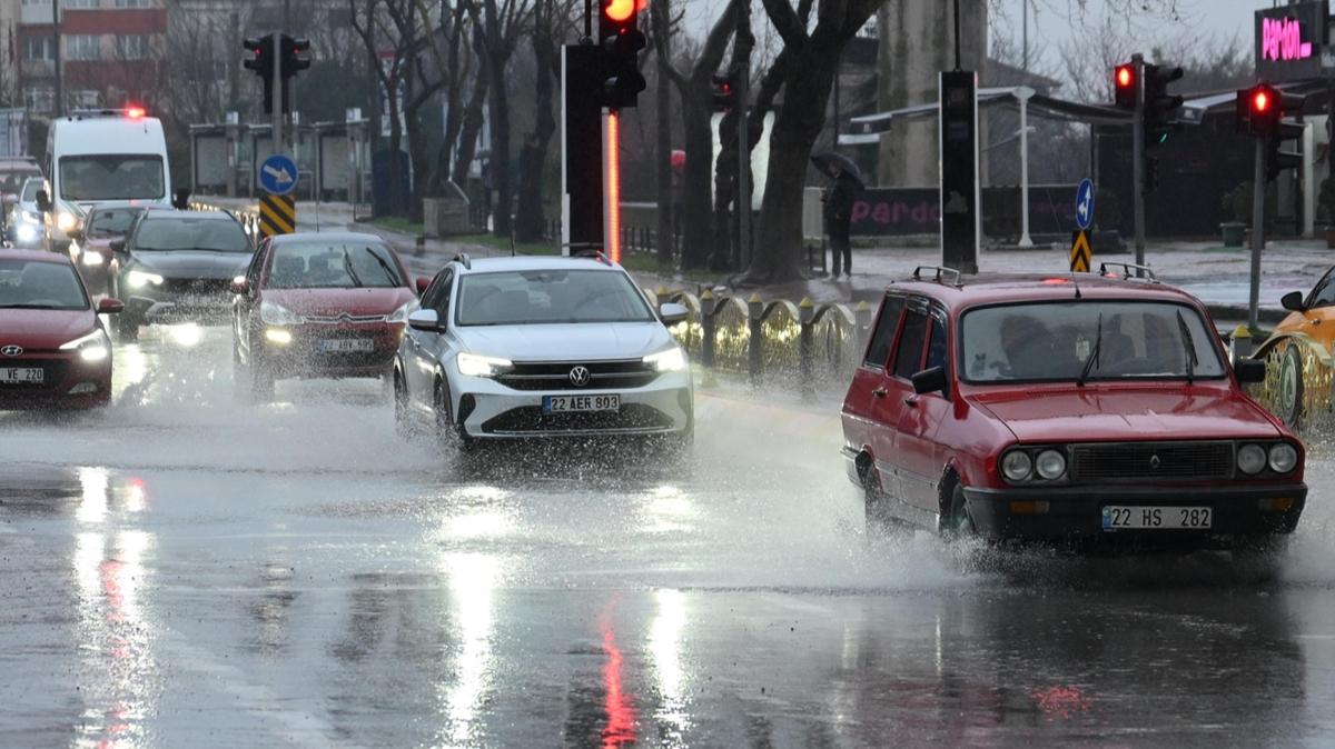 Trakya'da sa�anak �iddetlendi! Yar�n kara d�necek